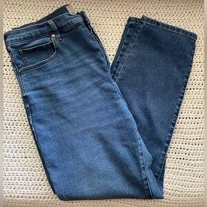 Everlane High Rise Slim-Straight (Cigarette) Jean, size 33.